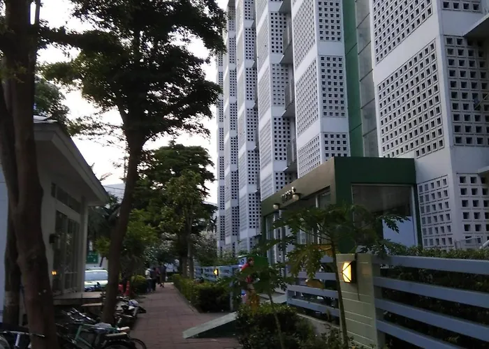 Savi Deluxe 3 Nr Piyavet Hospital バンコク都